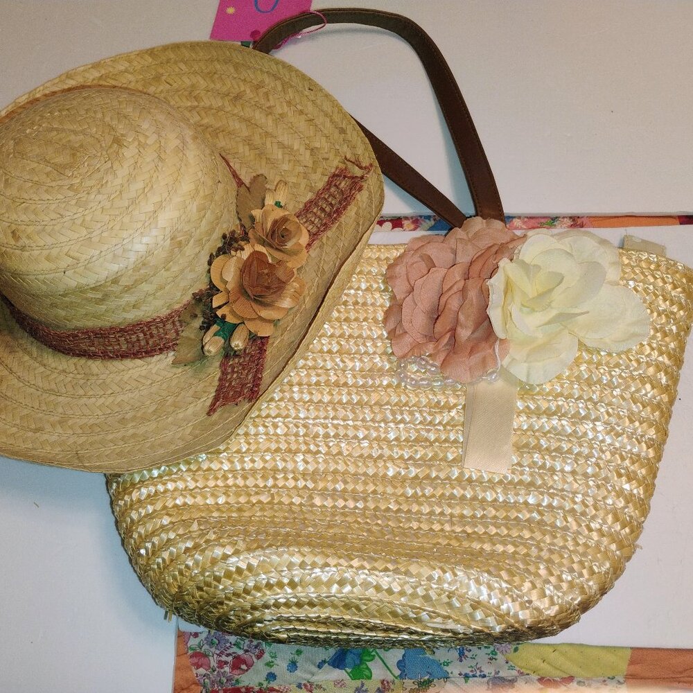 Super K tote bag and unbranded straw hat